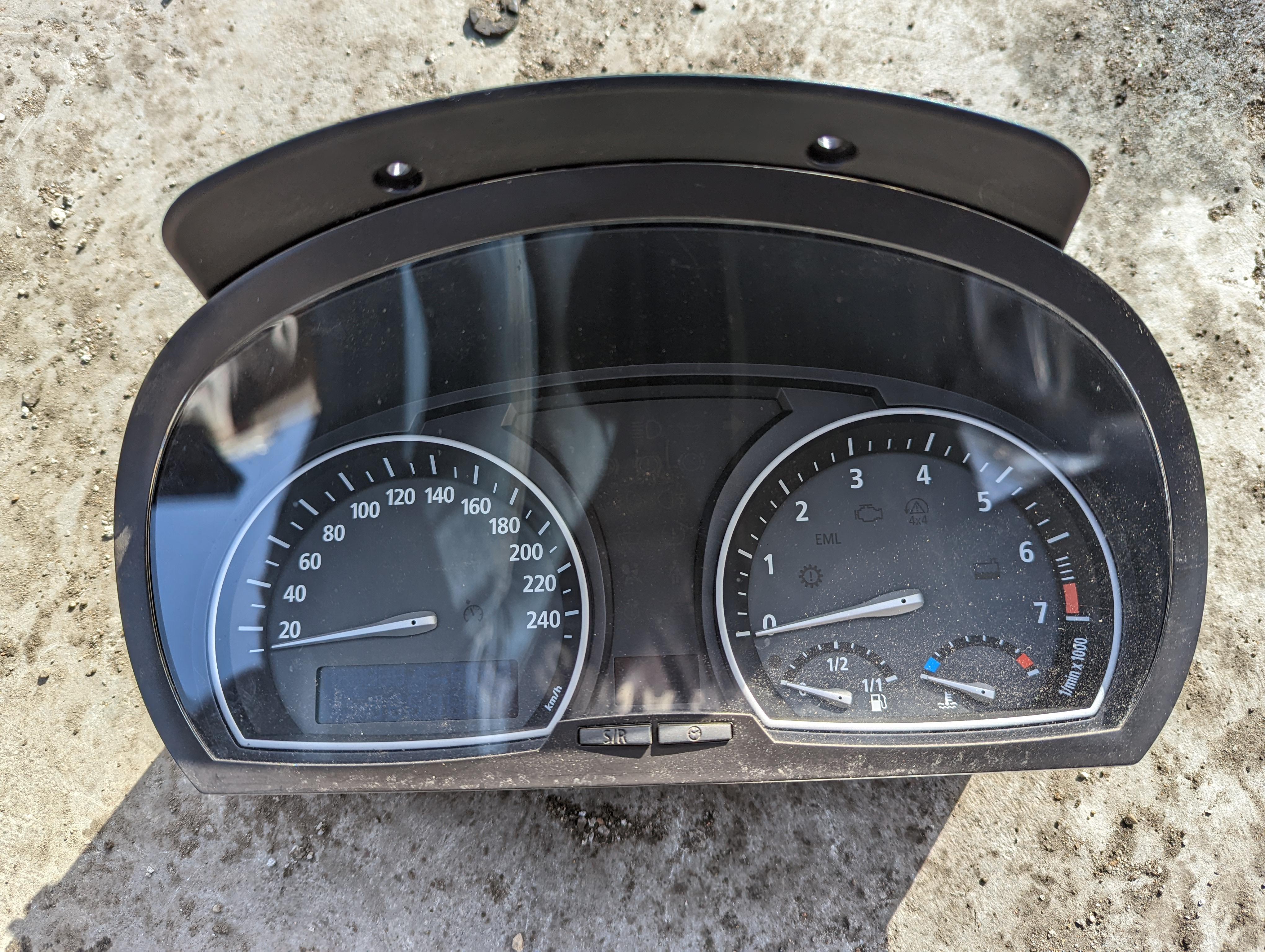 BMW спидометр до 330