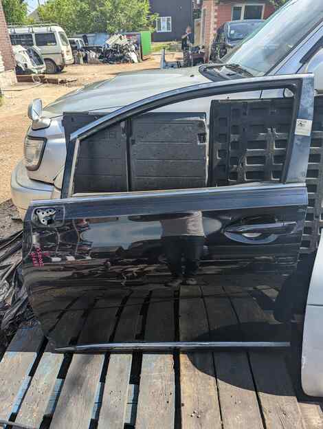 Купить Дверь для Lexus HS250h