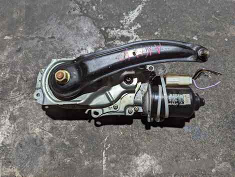 Купить Мотор дворников для Toyota Isis