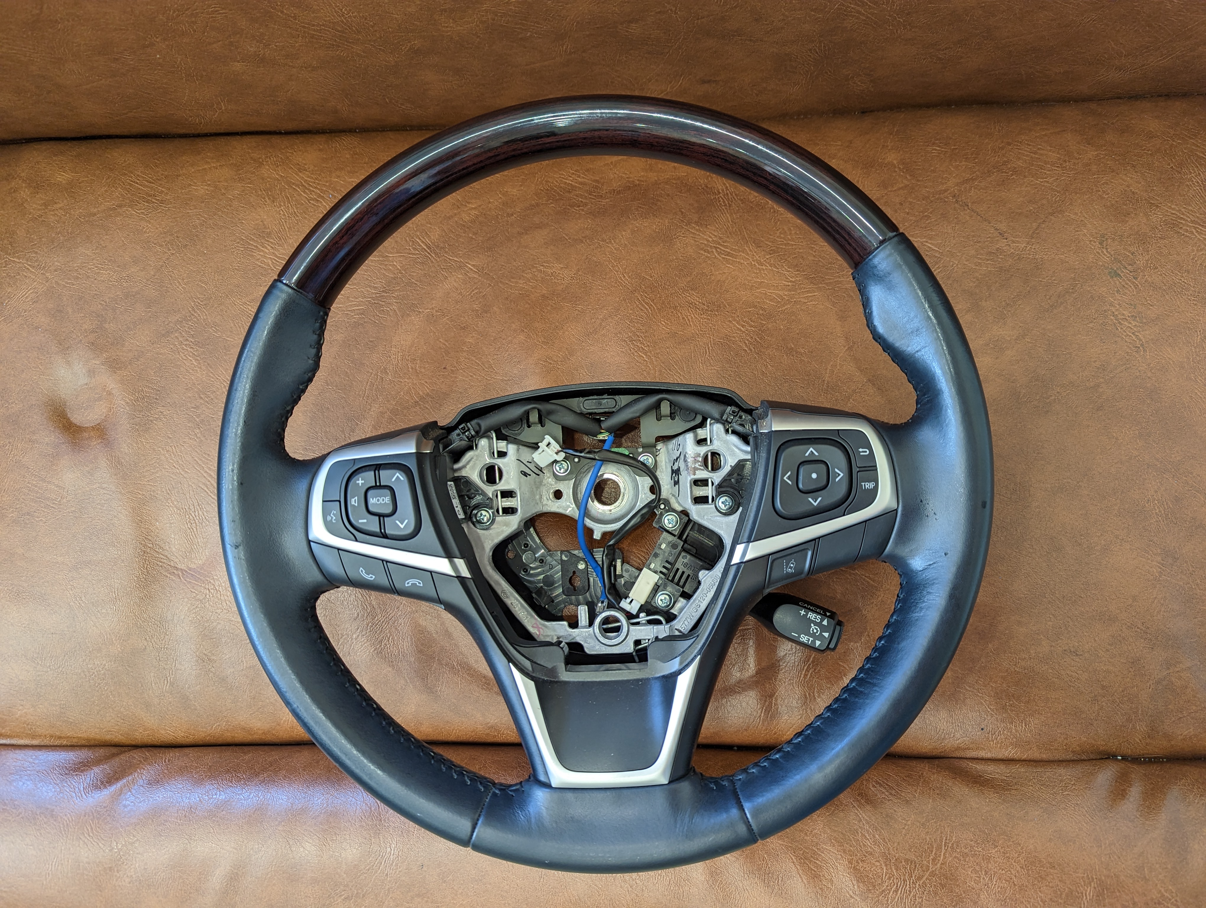 руль toyota harrier