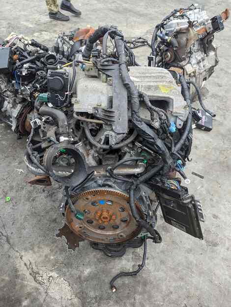 Купить Двигатель для Nissan Elgrand