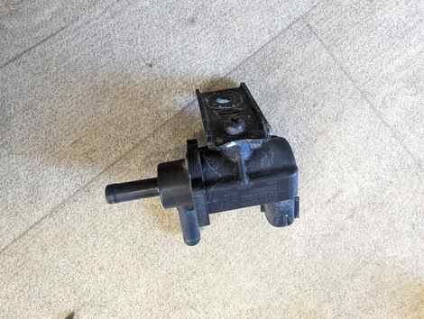 Купить Вакуумный клапан для Toyota Crown