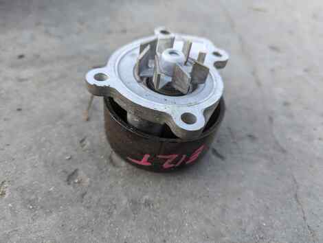 Купить Помпа для Nissan Note