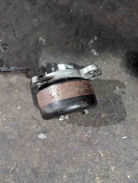 Купить Помпа для Nissan Note