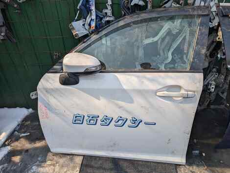 Купить Дверь для Toyota Corolla Axio