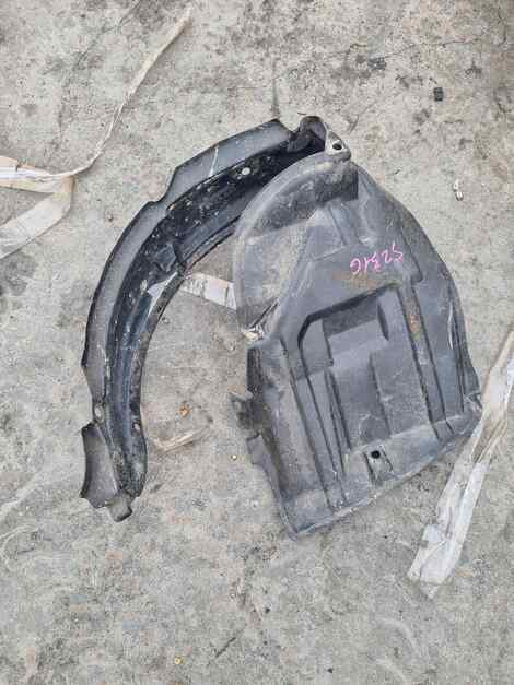 Купить Подкрылок для Daihatsu Atrai