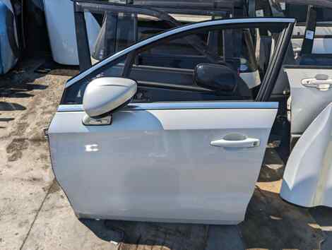 Купить Дверь для Citroen Ds4