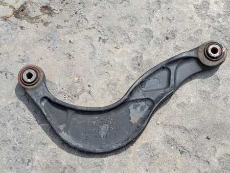 Купить Рычаг для Volvo V60