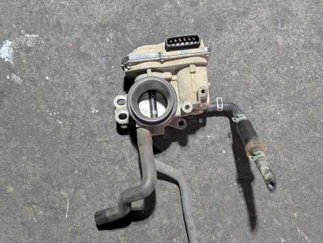 Дроссельная заслонка