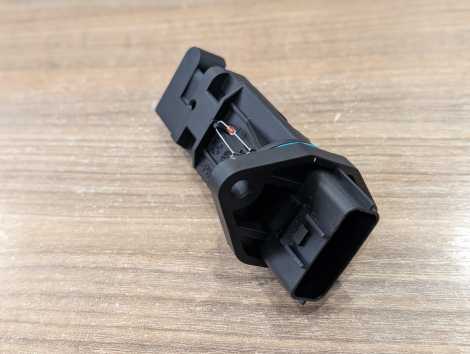 Купить Датчик расхода воздуха для Nissan Primera