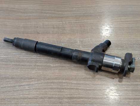 Купить Форсунка для Mitsubishi Delica D:5