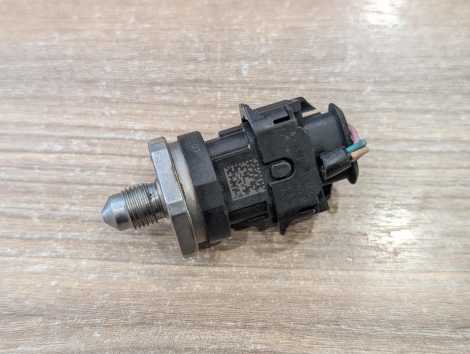 Датчик давления топлива