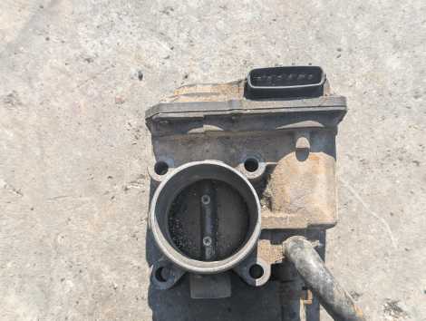 Дроссельная заслонка