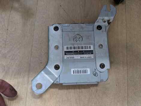 Купить Блок управления abs для Toyota Estima Lucida