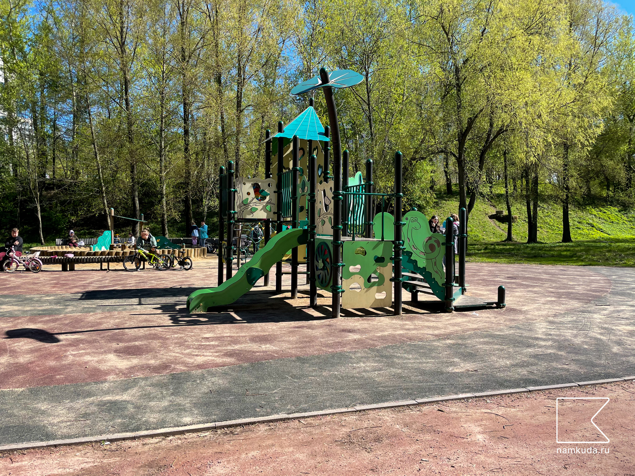 Зеленая площадка — в парке Яуза, парке Певческого поля, Москва 🇷🇺, фото 1