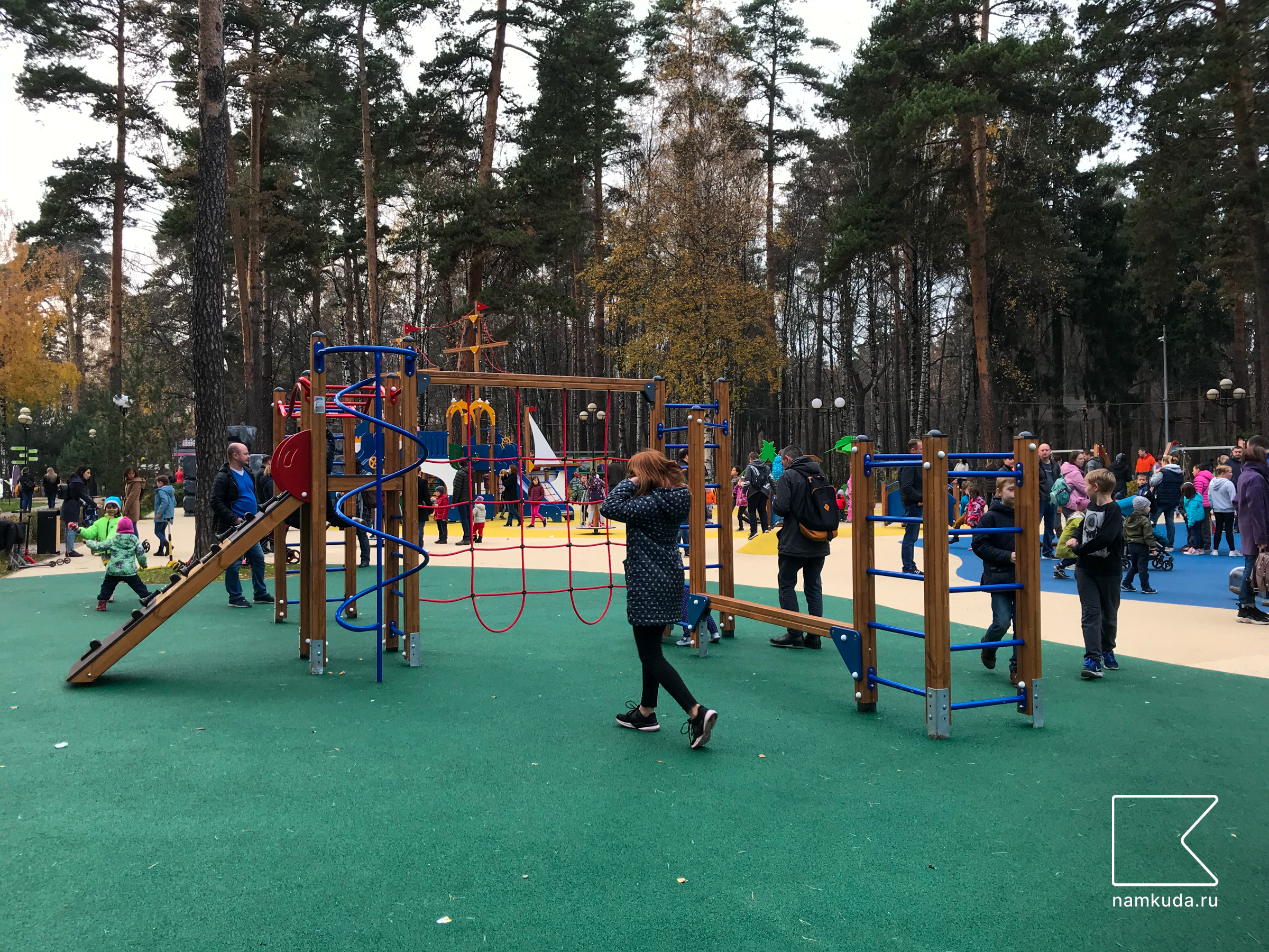 Площадка с пирамидой — в "Сказочном" детском городке, Москва 🇷🇺, фото 9