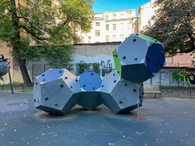 Площадка со скалодромом, миниатюра фото 1
