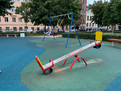 Игровая площадка, миниатюра фото 2