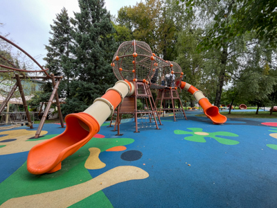 Игровая площадка, миниатюра фото 1