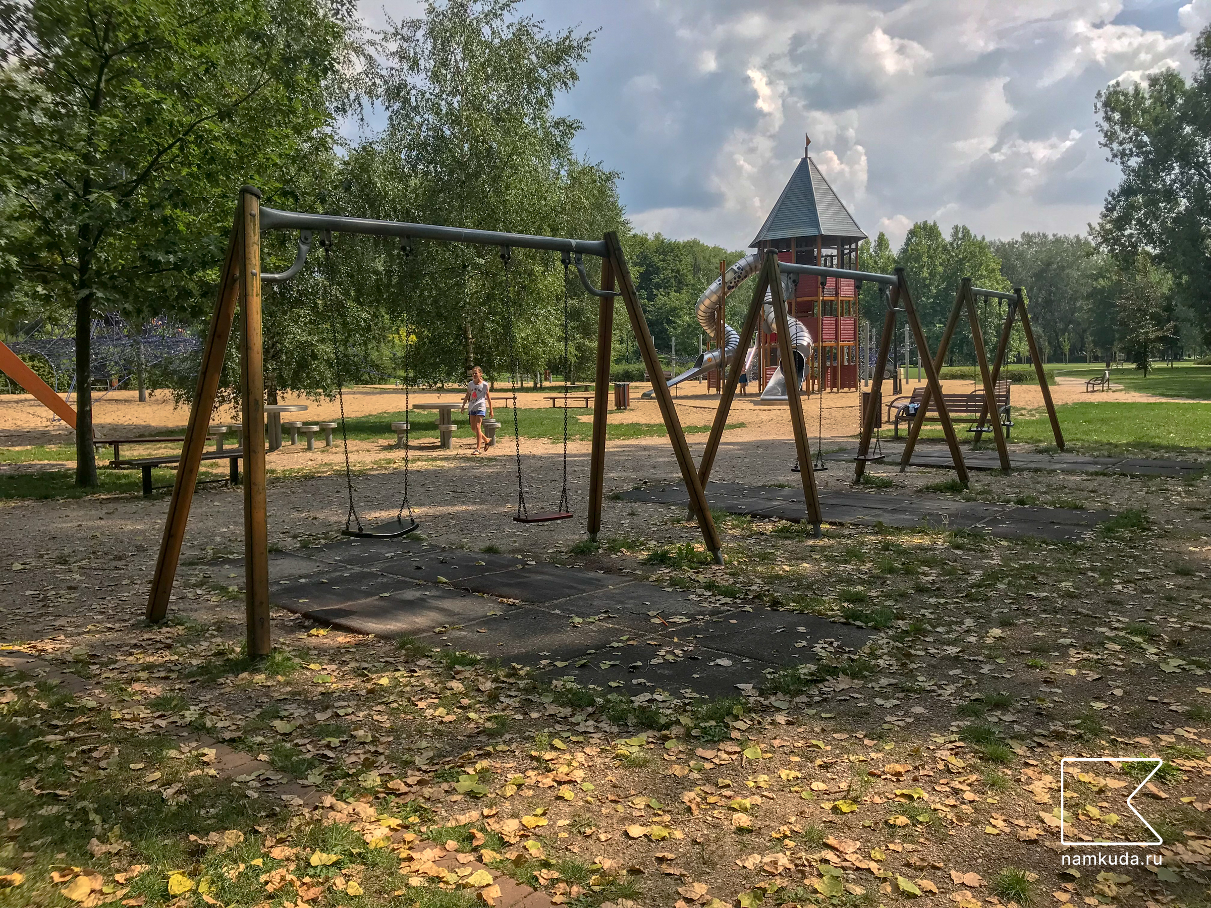 Площадка огромным сеточным комплексом — в парке Кемпы Потоцкой, Варшава, Польша 🇵🇱, фото 2