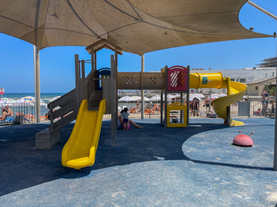 🏖 Площадка на пляже Мецицим, миниатюра фото 3