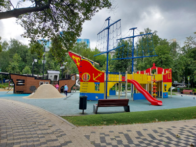 Игровая площадка, миниатюра фото 1