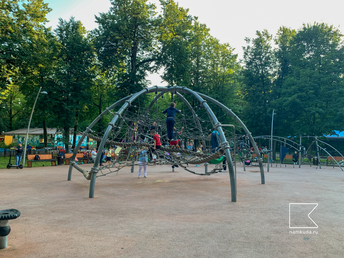 Игровая площадка — в парке Фили, Москва 🇷🇺, фото 2