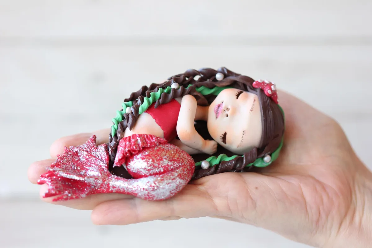 Art Doll Peridot Mermaid, Handmade Sculpture, Ooak Collectible Figurine, Birthstones Mermaids: Ruby (Jul), Peridot (Aug), Sapphire (Sep) 2