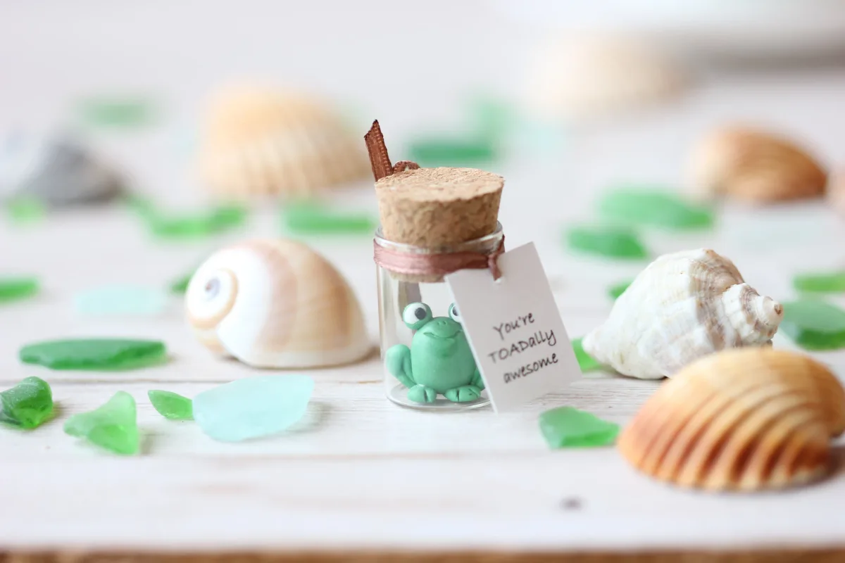 Enchanted Froggy Glass Bottle Customizable Personalized Funny Froggy Family Reunion Class Reunion Favors  Cute Toad  Frog Lovers Party Favor 4