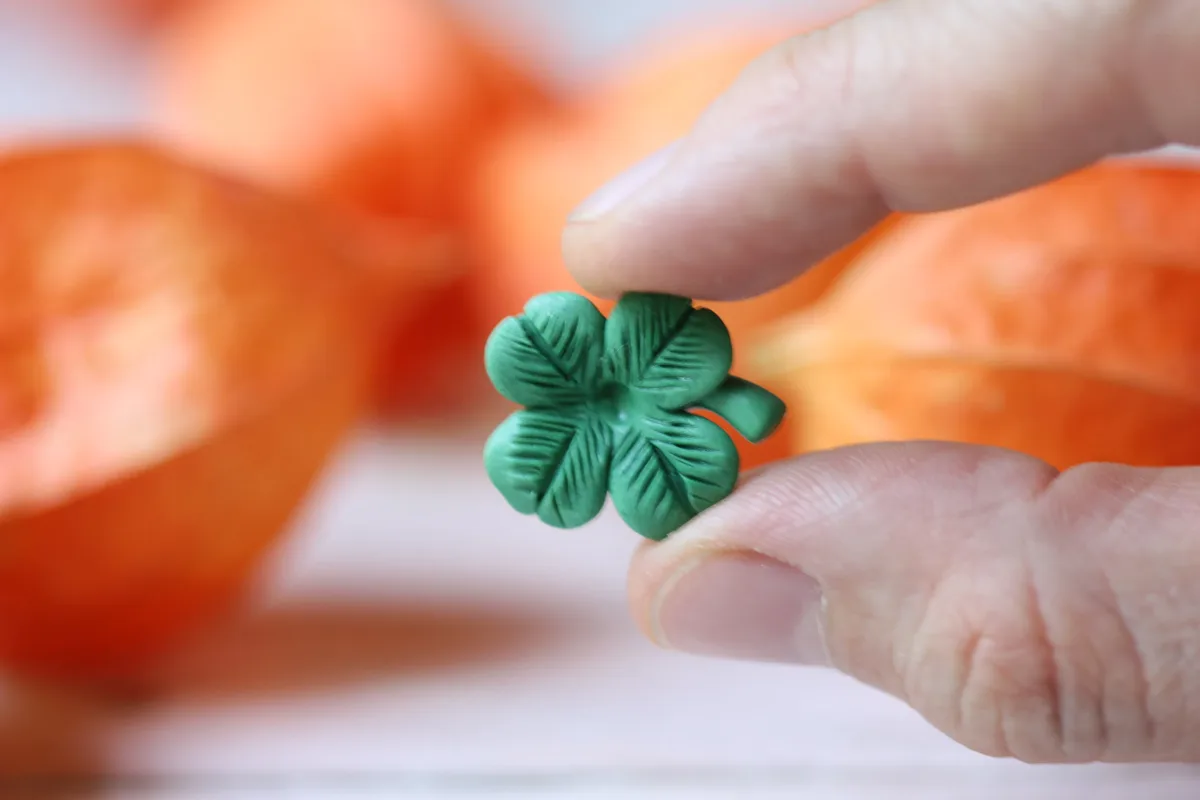 Lucky Charms Glass Bottle: Personalized Tokens of Good Fortune Four Leaf Clover Good luck Gift Clover for Luck Unique Clover with Four Leafs 9