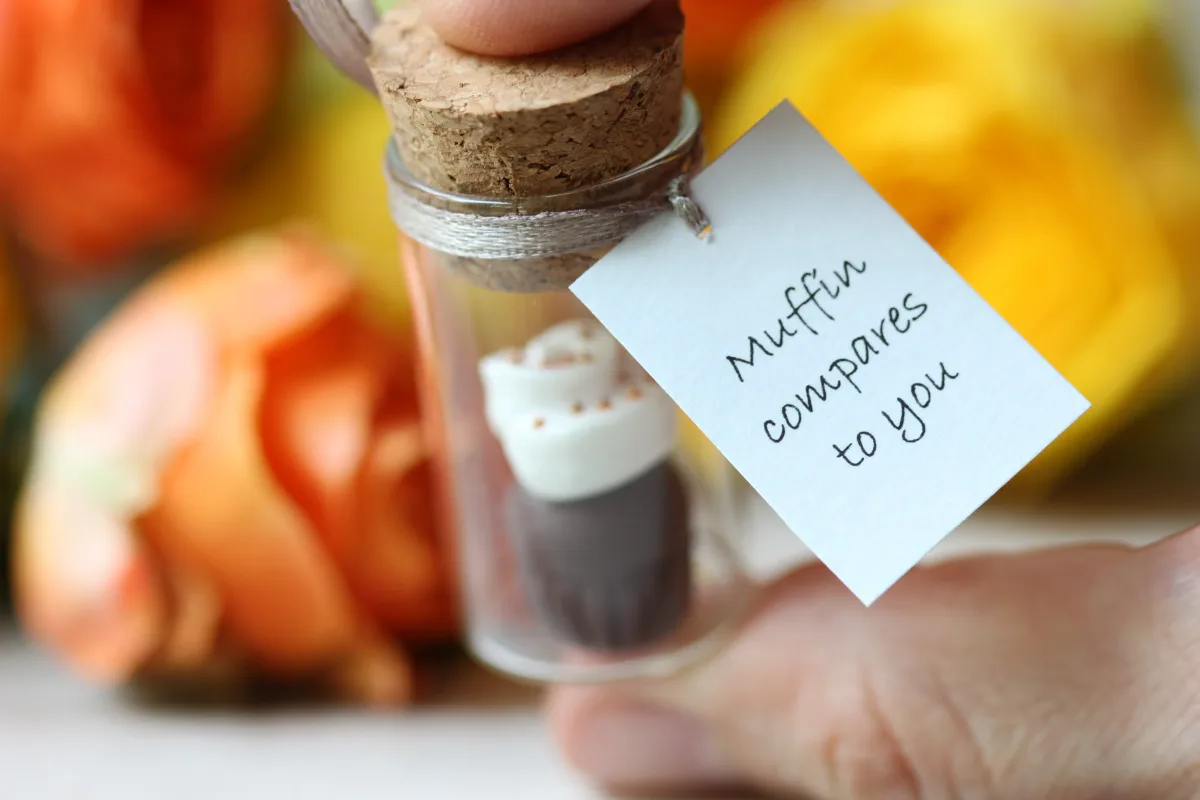 Sweet Delights in Glass: Personalized Pastry Jar Gift for Friend's Coworkers Sister Clay Cake Miniature Birthday Motivational Gift 9