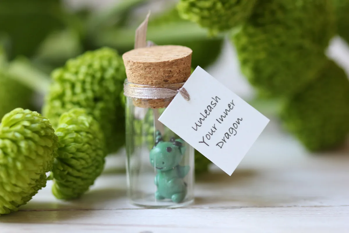 Symbol of 2024 - Green Dragon Gift for Friends Colleagues Family Reunion Party Favors Birthday Gift for Dragon Lovers Motivational Gift 3