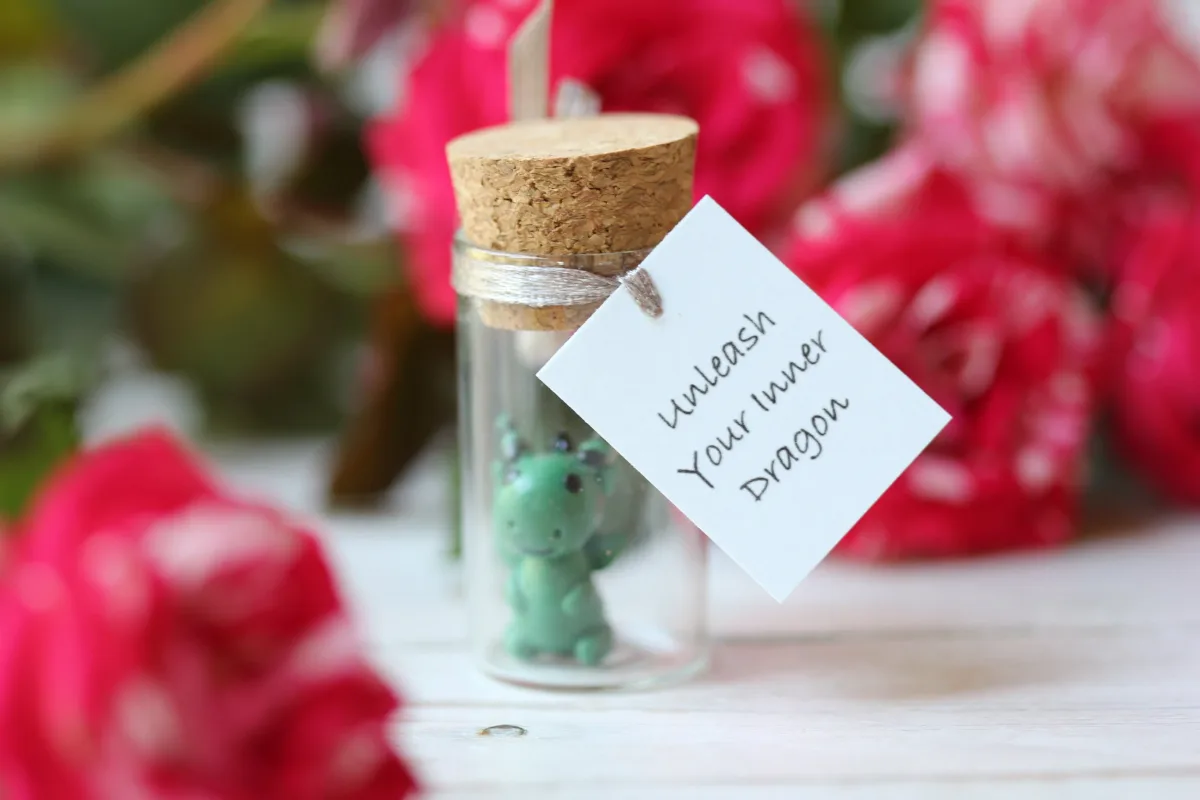 Symbol of 2024 - Green Dragon Gift for Friends Colleagues Family Reunion Party Favors Birthday Gift for Dragon Lovers Motivational Gift 4