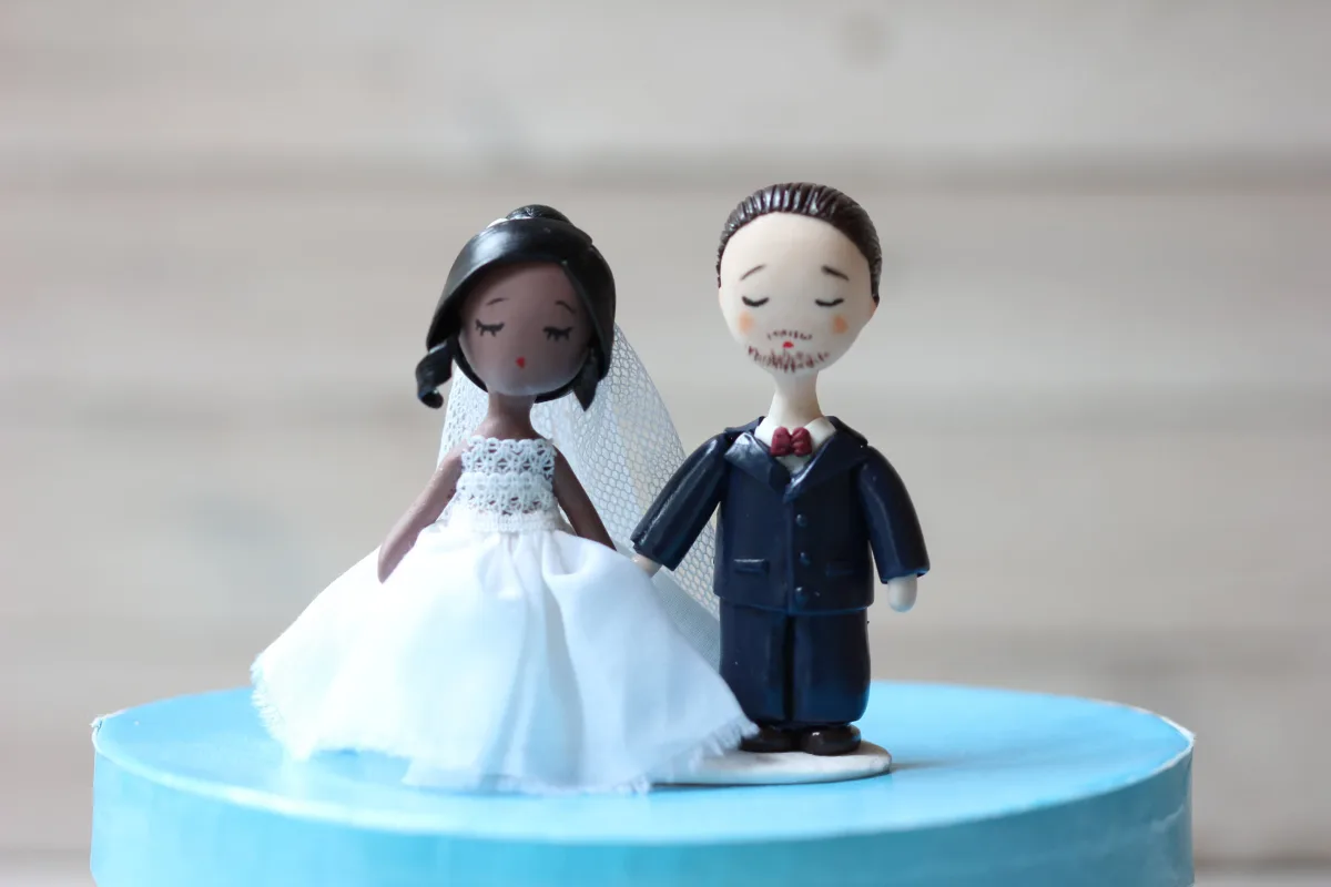 Love Unites: Customizable Bride and Groom Figurines Custom Wedding Figurine For Cake, Personalised Cake Toppers Couple Statue Figurine 5