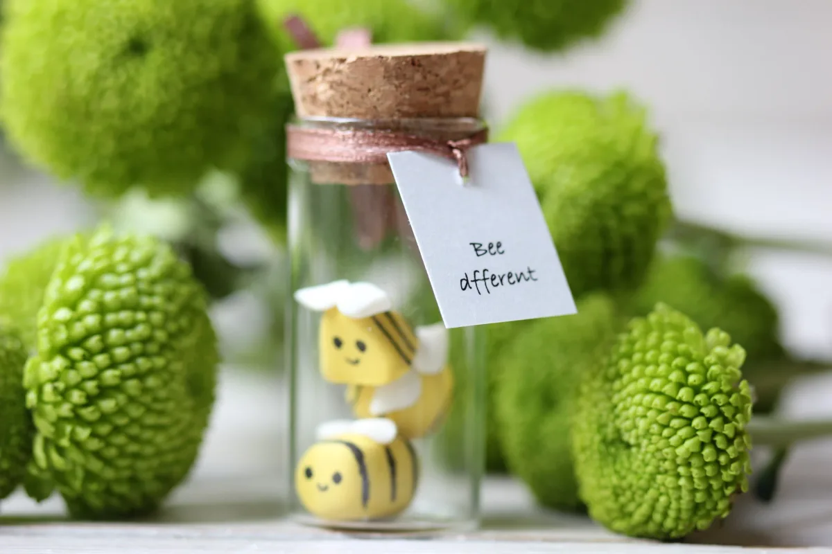 Funny Inspirational Gift For Friends or Relatives Bee Different Customized Party Favors for Teens and Adults Personalized Christmas Present 2