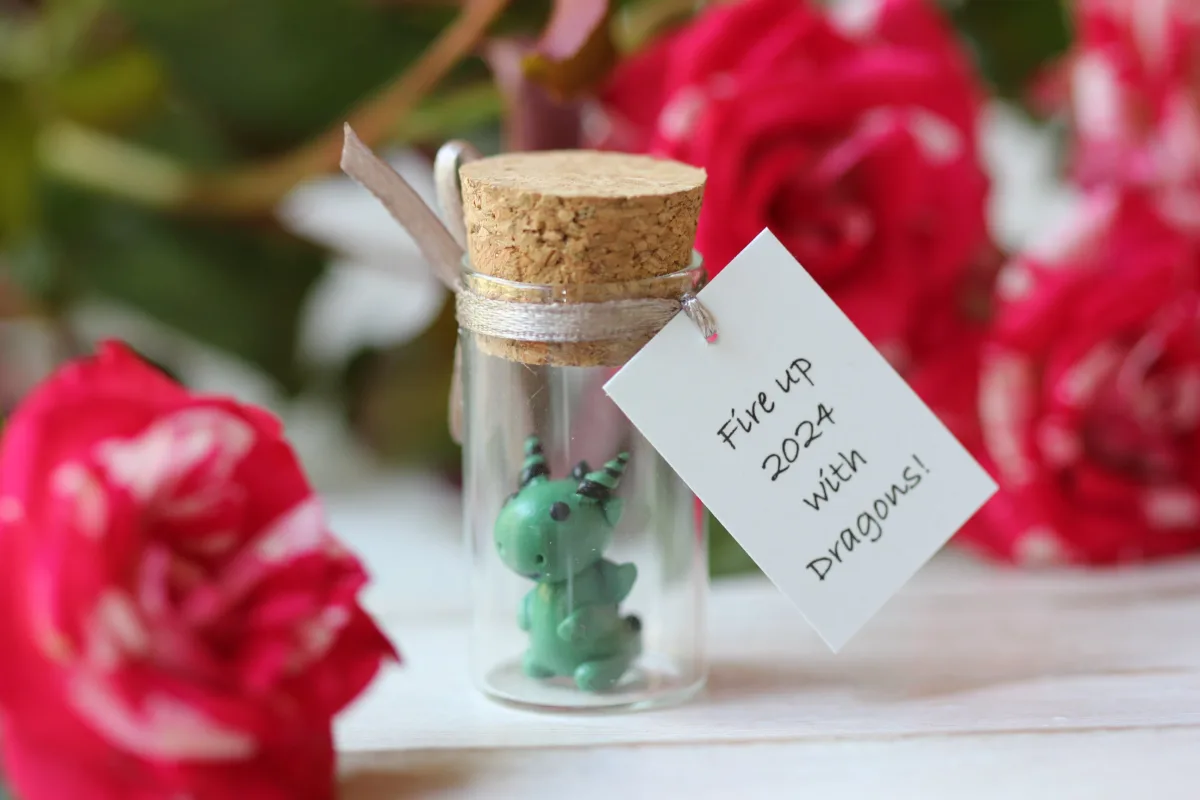 Mini Dragon in a Bottle with Customizable Message Personalized New Year Christmas Gift for Friends Colleagues Family Reunion Party Favors 5