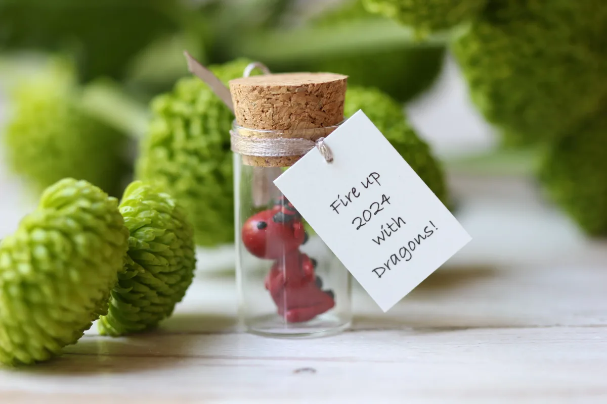 Mini Dragon in a Bottle with Customizable Message Personalized New Year Christmas Gift for Friends Colleagues Family Reunion Party Favors 7