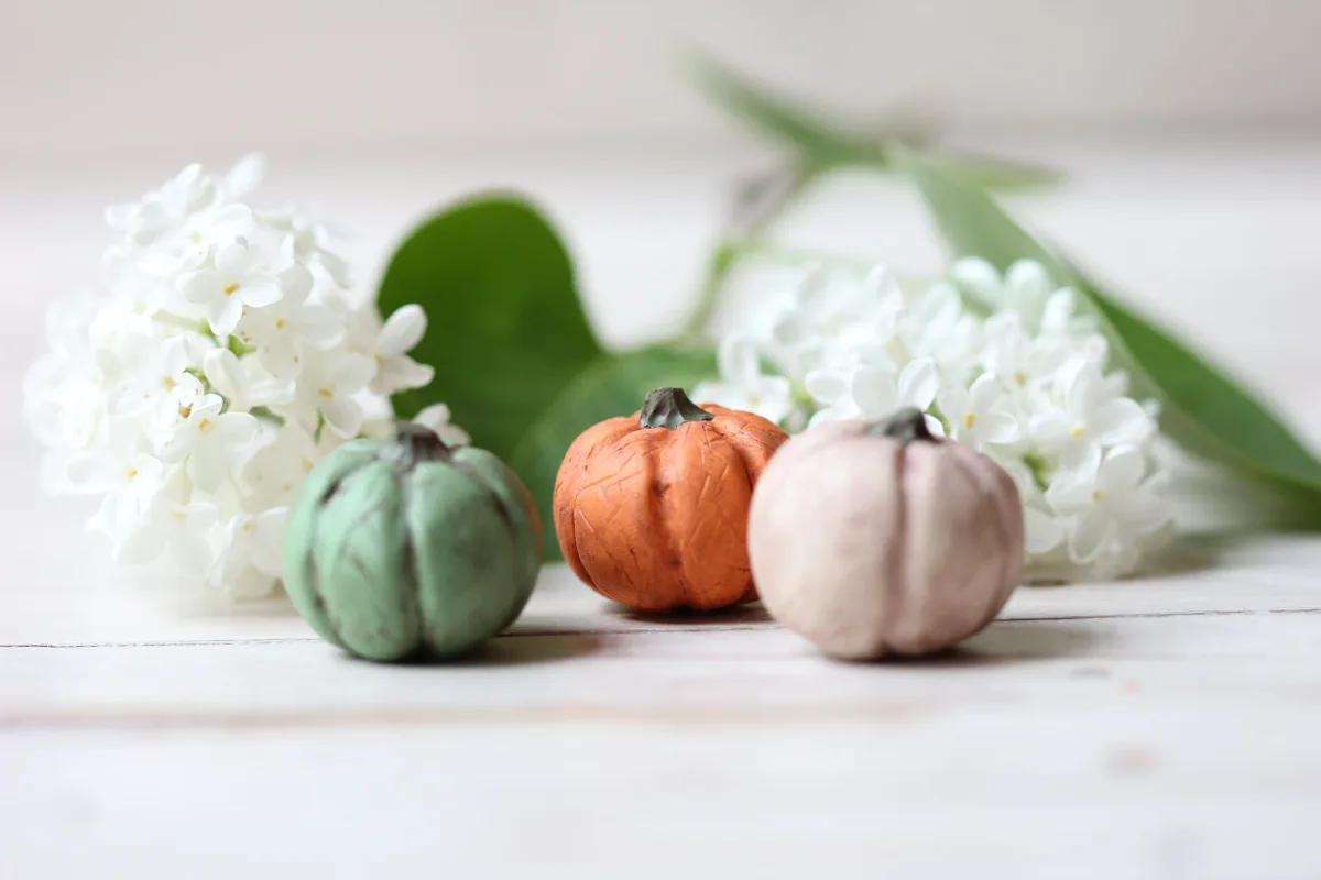 Miniature pumpkins 1:12 Scale Dollhouse Food Halloween Home Ornaments Lot 3 1