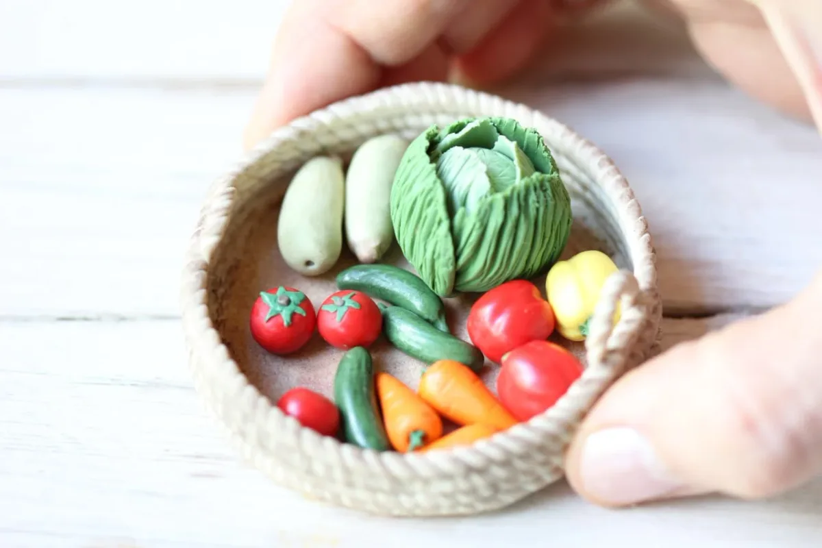 Vegetable Harvest Doll-Sized Veggies Miniatures in a Basket Mini Vegetables 1:12 Miniature Food For Dollhouse 15 Pcs Veggies in a Basket 1