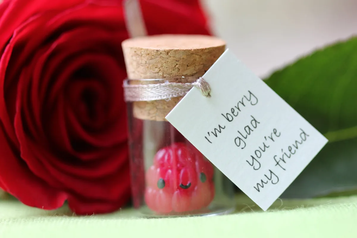 Berry Bliss Glass Bottle Raspberry Personalized Mom's, Dad's gift Family Reunion Favors Motivational Inspirational Customized Party Favors 2