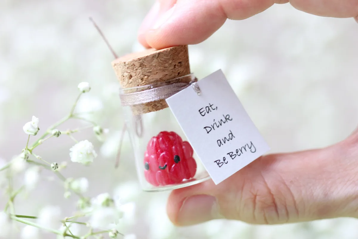 Berry Bliss Glass Bottle Raspberry Personalized Mom's, Dad's gift Family Reunion Favors Motivational Inspirational Customized Party Favors 3