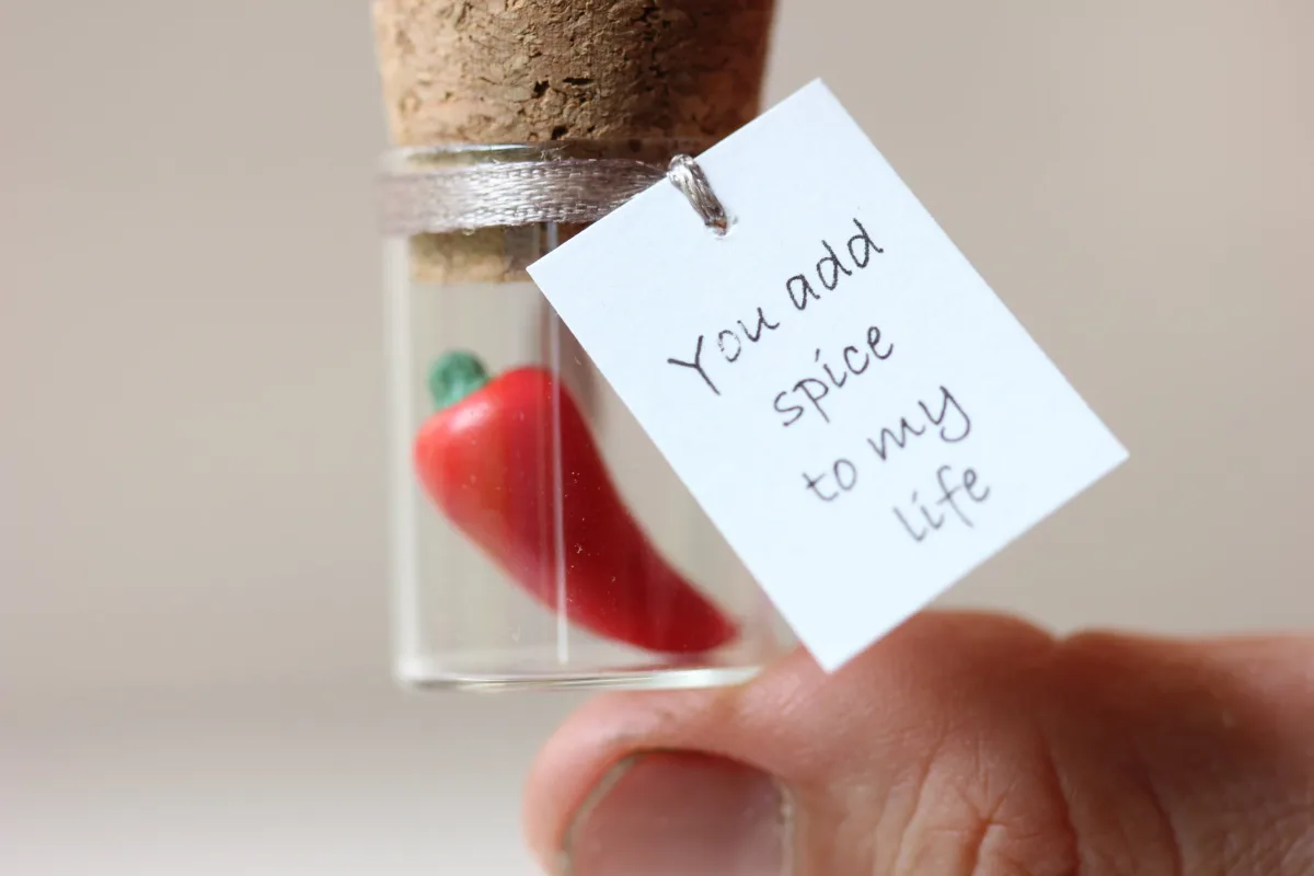 Spicy Sentiments Customizable Glass Bottle with Red Pepper Gift Kitchen Decor Unique Motivational Gift Passionate Love Party Office Surprise 8