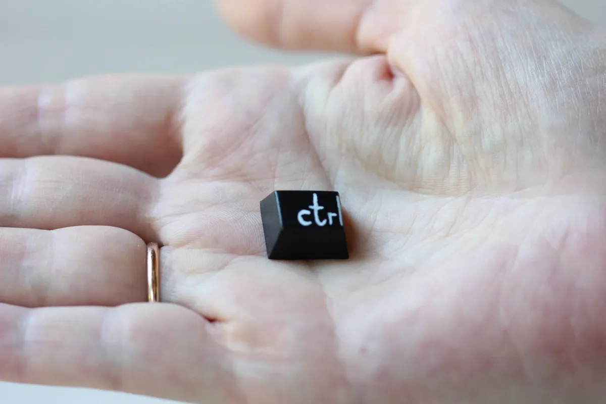 Tech Enthusiasts Funny Gift, Motivational Friendship Gift for Coworker Colleagues Office Friend Button Ctrl Cute Gifts for Boss Party Favors 5