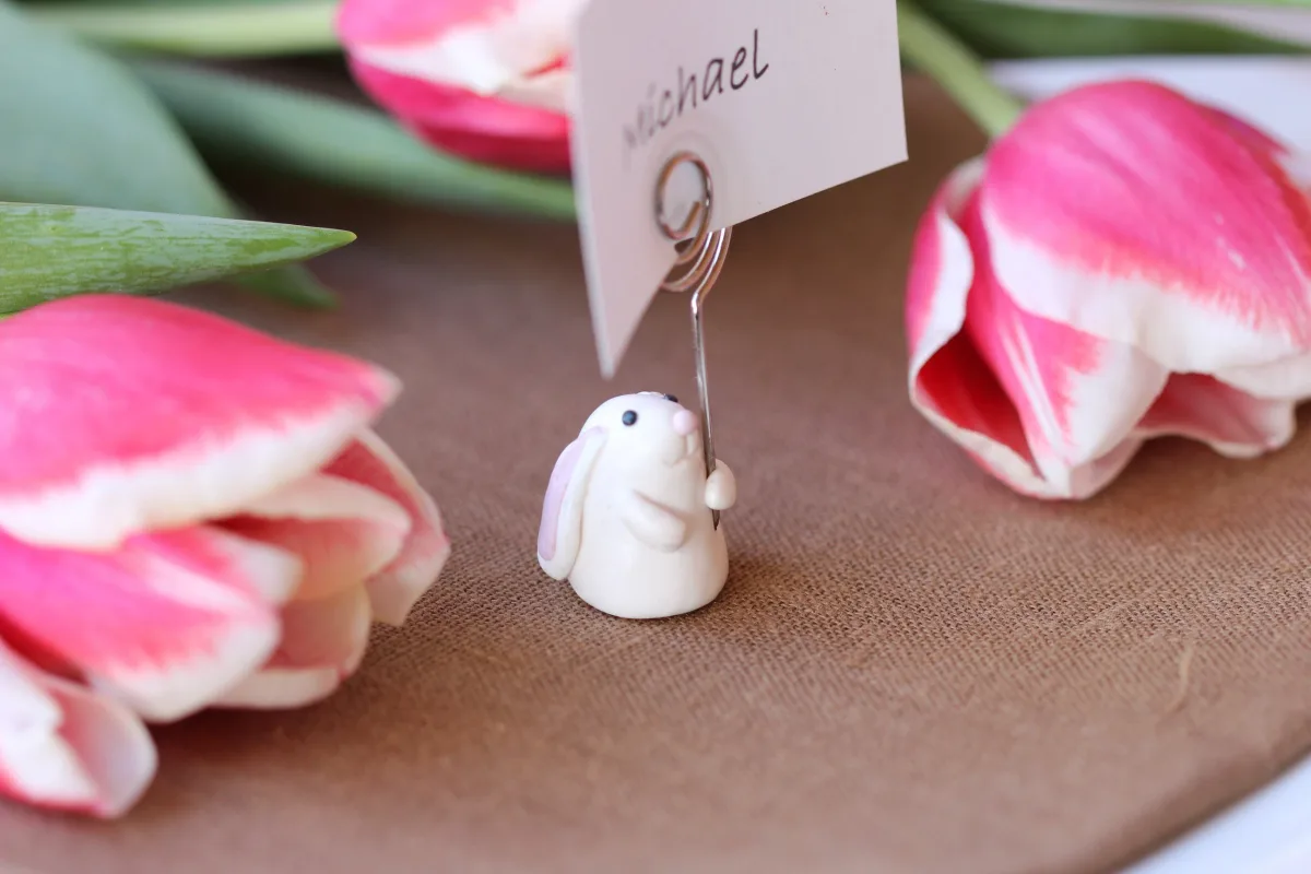 Bunny Shaped Place Card Holders For Easter Dinner Cute Custom Holiday Name Place Holder Table Number Holder Photo Holder Wedding Supplies 1