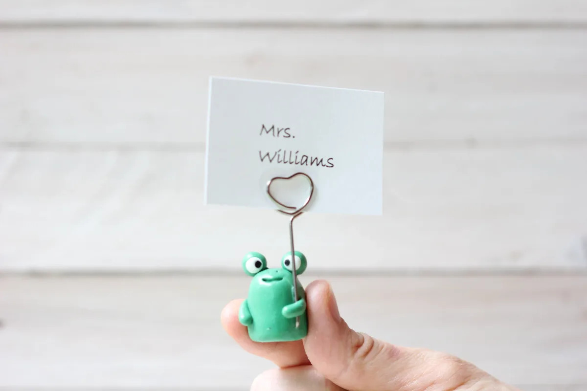 Froggy Card Delights Handcrafted Card Holders for Memorable Celebrations Wedding Guests Seating Table Finder Card Bridal Shower Party Favors 2