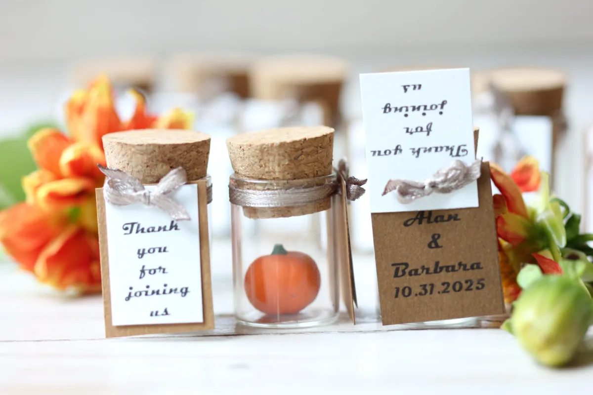 Personalized Pumpkin Keepsake Bottle Autumn Pumpkin Elegance Wedding Favors for Guests Bridal Gifts Wedding Guests Halloween Gift Ideas