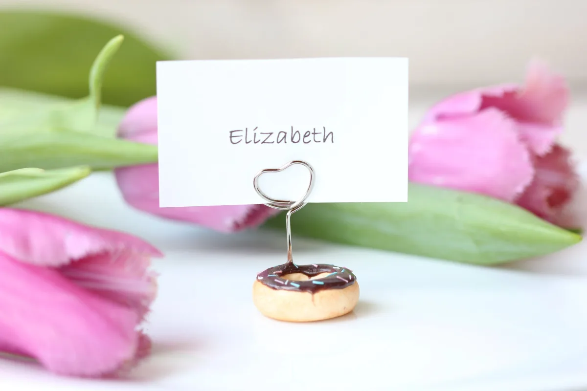 Place Card Holders for Wedding Polymer Clay Donut Names Escort Cards Guests Seating Table Finder Cards Wedding Supplies Price Tag Holders 1