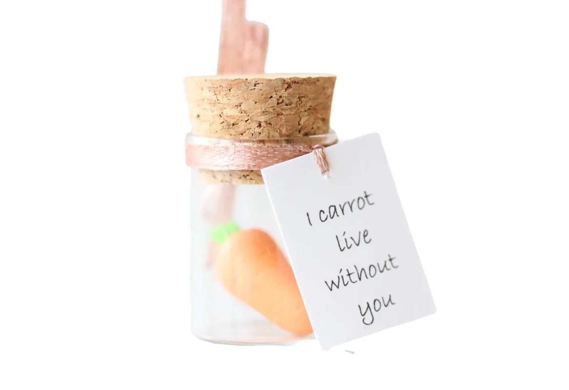 Funny Gift For Girlfriend Boyfriend Handmade Clay Carrot with Pun Message I carrot live without you Valentines Day Anniversary Birthday Gift 7