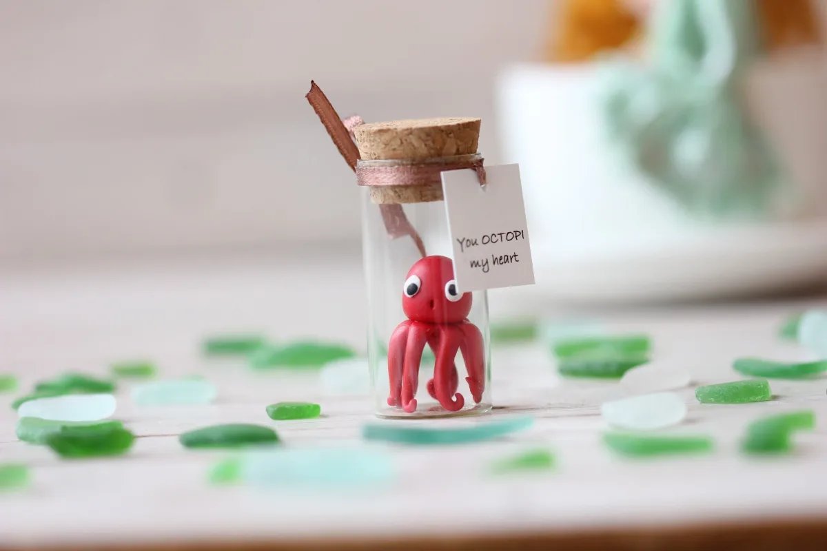 Gift for Girlfriend Boyfriend Valentine's Day Personalized Anniversary Gift for Husband Wife Polymer Clay Octopus Customized Party Favors 2