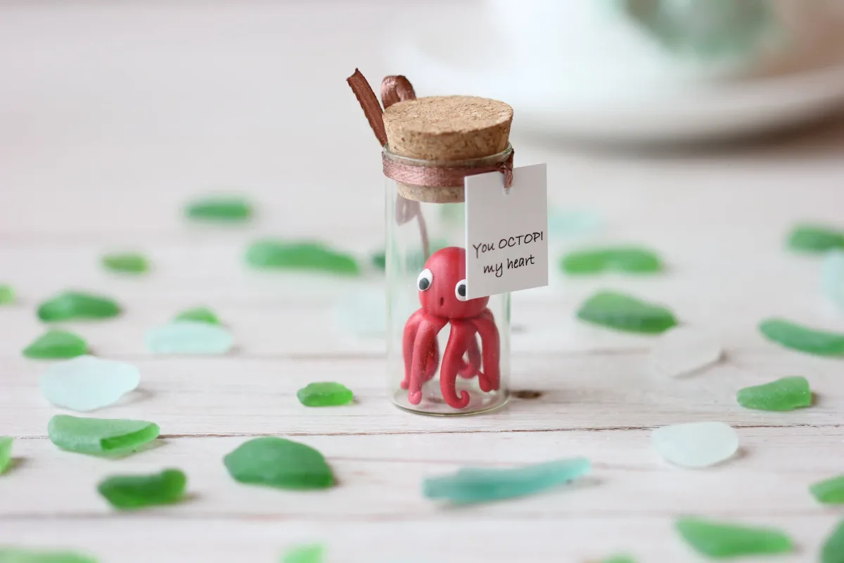 Gift for Girlfriend Boyfriend Valentine's Day Personalized Anniversary Gift for Husband Wife Polymer Clay Octopus Customized Party Favors 4